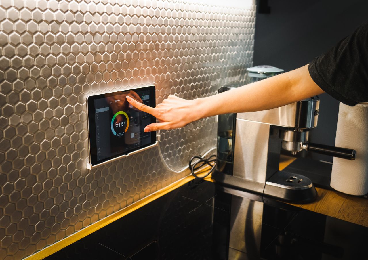 The Compliance Gap Between FSMCs’ Temperature Sensors and Recipes