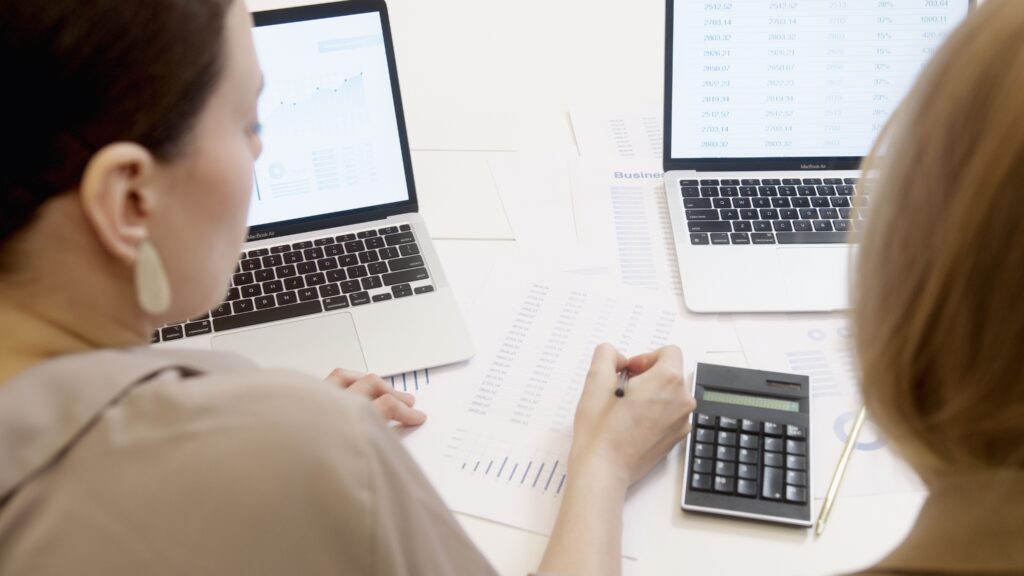 Why Foodservice Operators Risk Compliance by Defaulting to Spreadsheets 